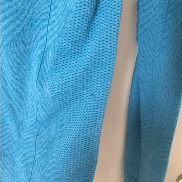 ⚡️SALE⚡️Long sleeve running shirt - Picture 2 of 4